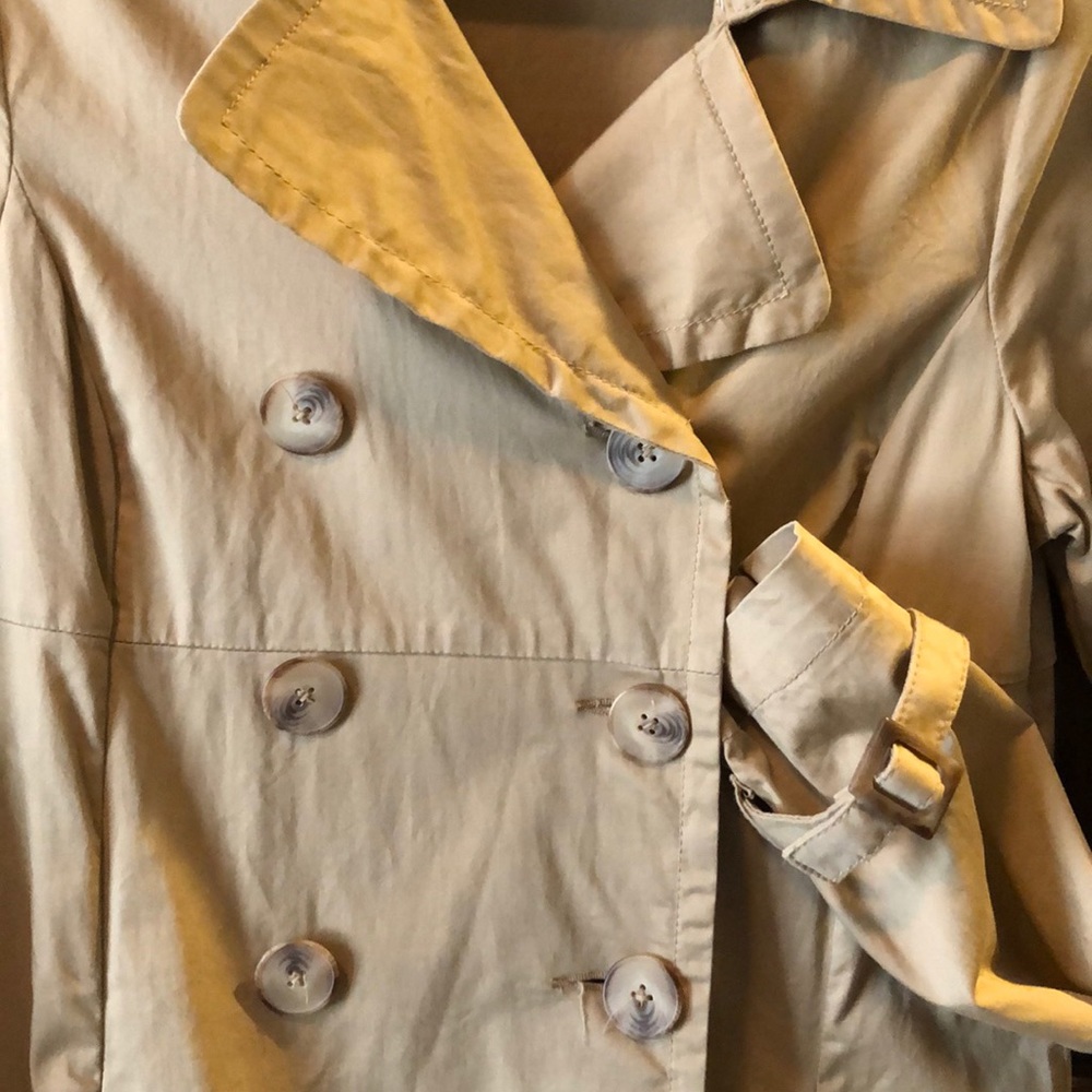 Tan Lightweight Trench coat